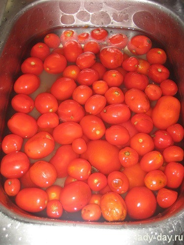 Консервуємо томатний сік, прості рецепти з фото