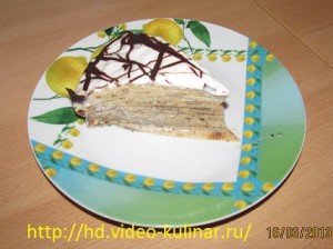 Блинный торт со сметанным кремом и сгущенкой