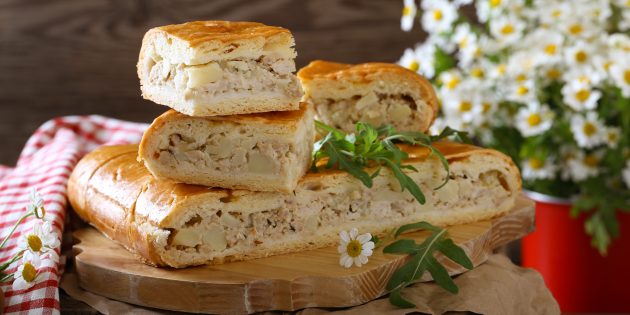 Заливной пирог с курицей и картошкой Заливной пирог с курицей и картошкой