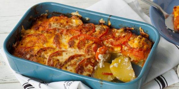 Картофельная запеканка с помидорами Картофельная запеканка с помидорами