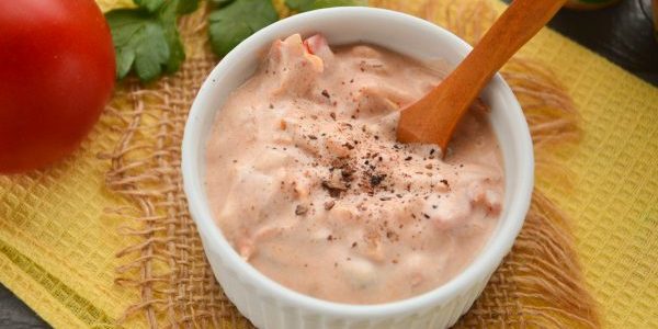 Сметанно-томатный соус с овощами Сметанно-томатный соус с овощами