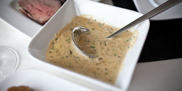 Сметанный соус с грецкими орехами Сметанный соус с грецкими орехами
