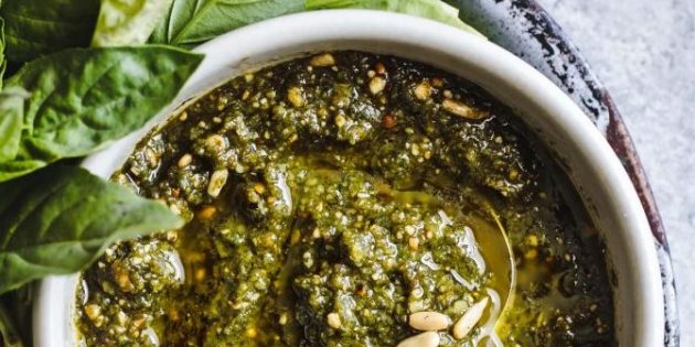 Соус песто с жареными семечками Соус песто с жареными семечками