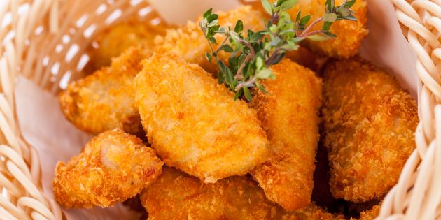 Куриные наггетсы с мёдом, чеддером и пармезаном Куриные наггетсы с мёдом, чеддером и пармезаном