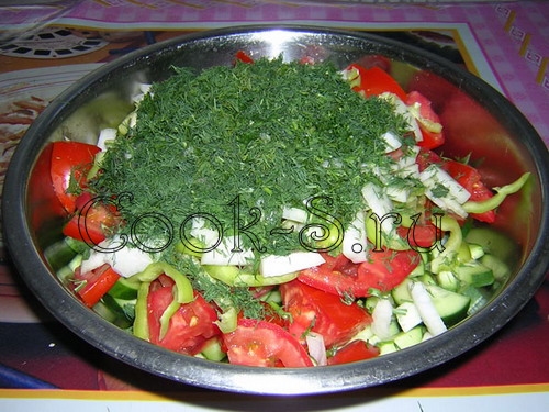 овощной салат - добавить укроп
