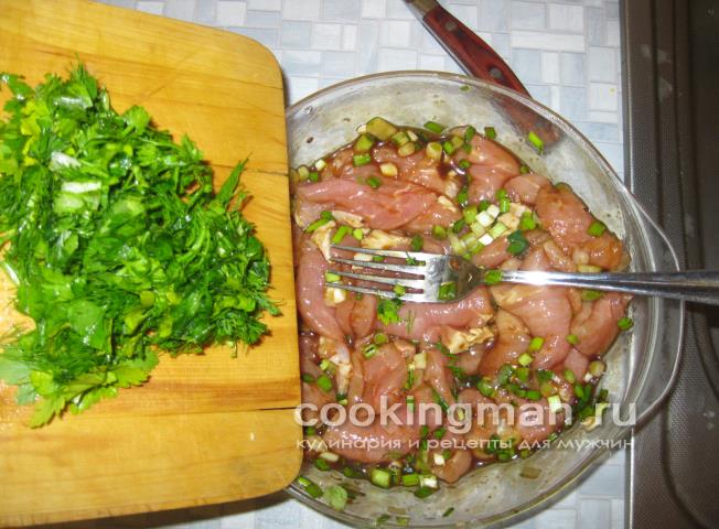 Свинина жареная с луком и морковью жареная свинина