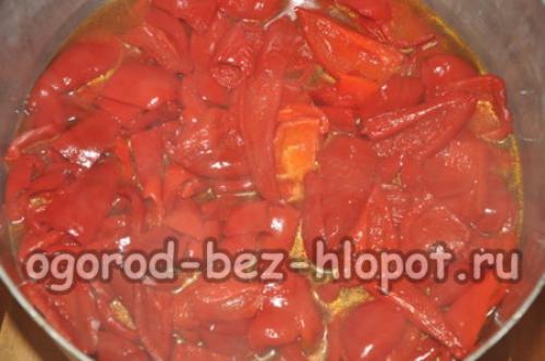 Рецепт красный перец с зеленью и чесноком. Как приготовить маринованный перец с чесноком и петрушкой