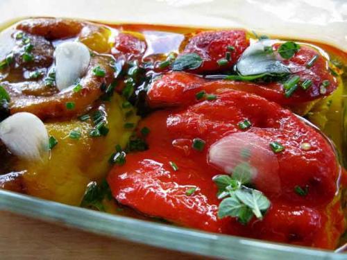 Рецепт перца с петрушкой и чесноком. Вкусные рецепты жаренного перца на зиму: с чесноком и зеленью, с петрушкой, в масле