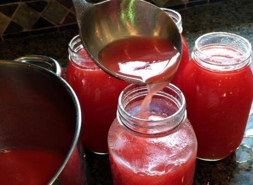 Томатный сок на зиму сколько соли и сахара. Очень вкусный томатный сок из помидоров на зиму в домашних условиях