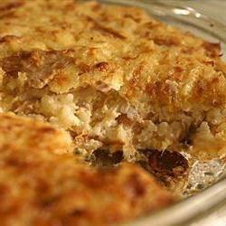 пирог с консервами из рыбы и рисом