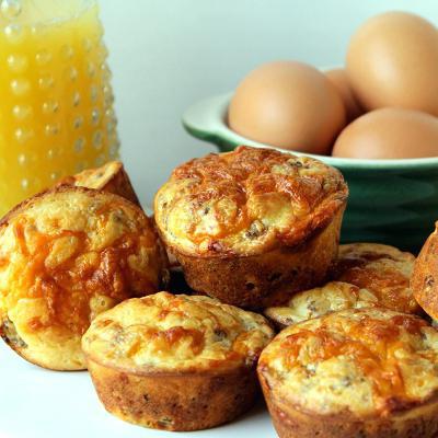 маффины с сыром и колбасой