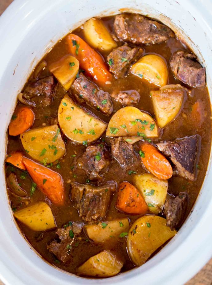 телятина с картошкой и томатным соусом
