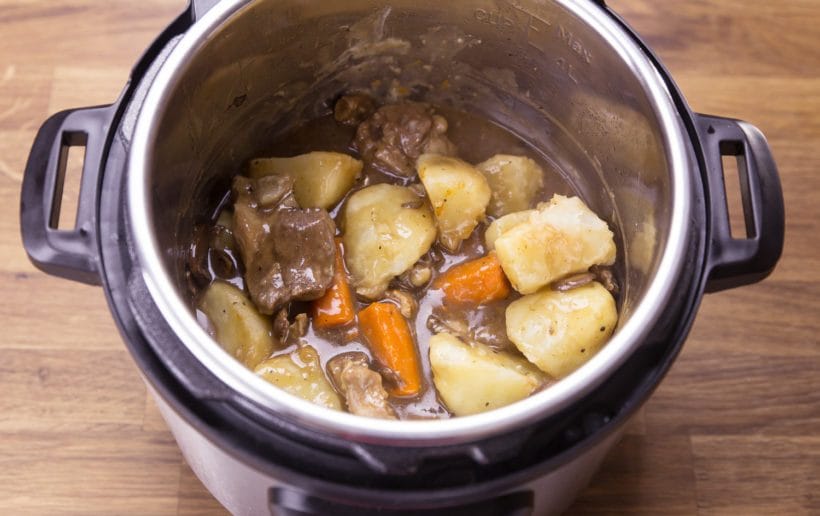 Как приготовить картошку тушеную с мясом