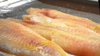 ВКУСНЕЙШИЙ Минтай в духовке. Как приготовить рыбу?! ВКУСНЕЙШИЙ Минтай в духовке. Как приготовить рыбу?!