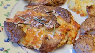 Запеченная картошка с крупной солью и розмарином Запеченная картошка с крупной солью и розмарином