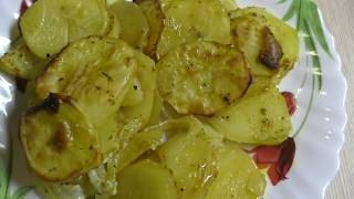 Картофель с луком запеченый в духовке//Рецепт вкусной картошки, Вкусно и просто! Картофель с луком запеченый в духовке//Рецепт вкусной картошки, Вкусно и просто!