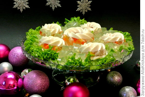 Заливное из курицы "Праздничное".