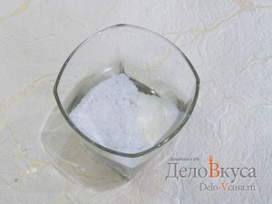 Маринованный толстолобик: Перемешать соль и сахар