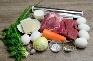 Мясной рулет с яйцом: Ингредиенты