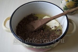 Шоколадные трюфели: Добавить масло и какао