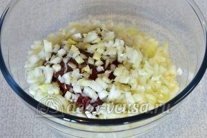 Чебуреки с мясом и сыром: Подготовить фарш