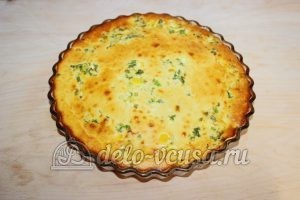 Заливной пирог с зеленым луком и яйцом: Выпекаем до готовности