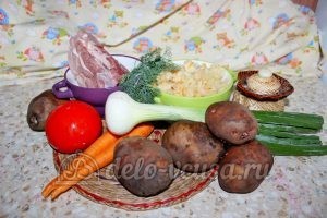 Щи из квашеной капусты в мультиварке: Ингредиенты Щи из квашеной капусты в мультиварке: Ингредиенты