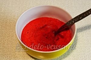 Малиновый джем: Убрать пенку
