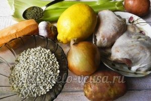 Куриный суп с перловкой: Ингредиенты Куриный суп с перловкой: Ингредиенты