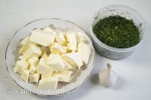 Сливочное масло с чесноком и зеленью: Ингредиенты Сливочное масло с чесноком и зеленью: Ингредиенты