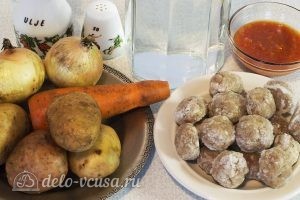 Суп с фрикадельками и картошкой: Ингредиенты Суп с фрикадельками и картошкой: Ингредиенты