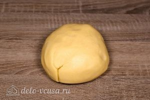 Печенье через мясорубку: Скатать тесто в шар