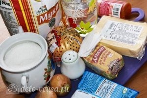 Пицца с вареной колбасой и сыром: Ингредиенты Пицца с вареной колбасой и сыром: Ингредиенты
