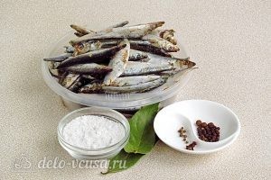 Килька пряного посола: Ингредиенты Килька пряного посола: Ингредиенты