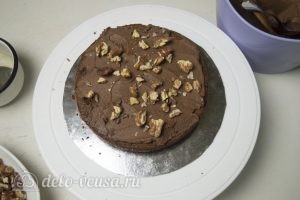 Шоколадный торт Дуэт: Собрать торт