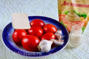 Помидоры фаршированные сыром и чесноком: Ингредиенты Помидоры фаршированные сыром и чесноком: Ингредиенты