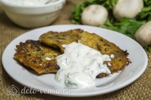 Драники с грибами готовы