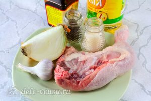 Жареная курица в соевом соусе: Ингредиенты Жареная курица в соевом соусе: Ингредиенты
