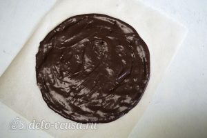 Шоколадная молочная девочка: Выпекать коржи в духовке