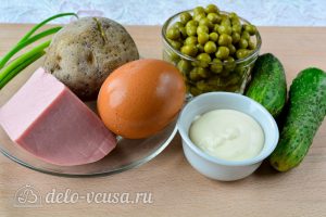 Салат Оливье со свежим огурцом: Ингредиенты Салат Оливье со свежим огурцом: Ингредиенты