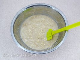 Картофельная запеканка с грибами в мультиварке: Смешать картофель с яичной смесью