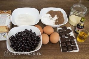 Шоколадный торт с черной смородиной: Ингредиенты