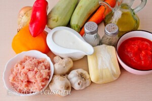 Запеканка из кабачков с фаршем и овощами: Ингредиенты Запеканка из кабачков с фаршем и овощами: Ингредиенты