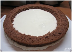Бисквитный торт с вишней - фото шаг 6