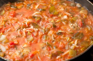 Солянка мясная классическая - фото шаг 7