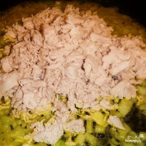 Пирожки с курицей и картошкой - фото шаг 9