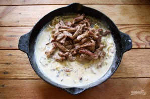 Макароны с мясом под сыром в духовке - фото шаг 6