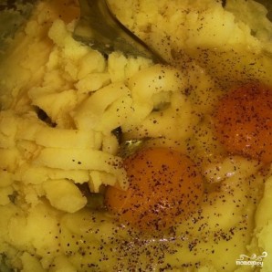 Пирожки с курицей и картошкой - фото шаг 3