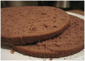 Бисквитный торт с вишней - фото шаг 3
