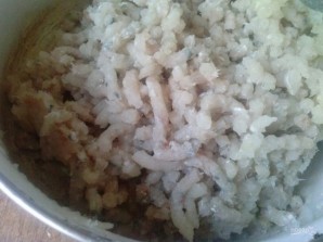 Котлеты из хека в духовке - фото шаг 2